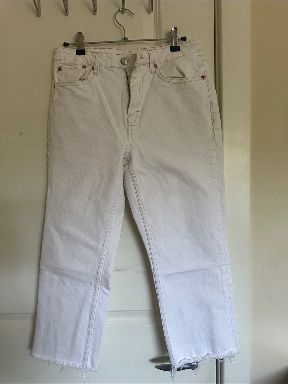 Topshop White Straight-Leg High Rise Jeans